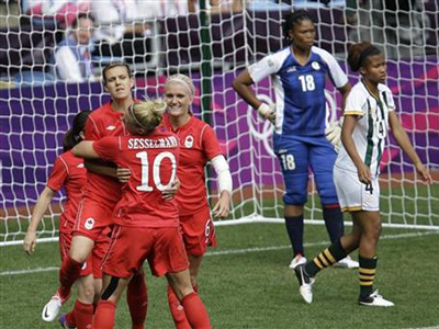 2012 Olympics: Soccer - Sinclair leads Canada to crucial victory over South Africa